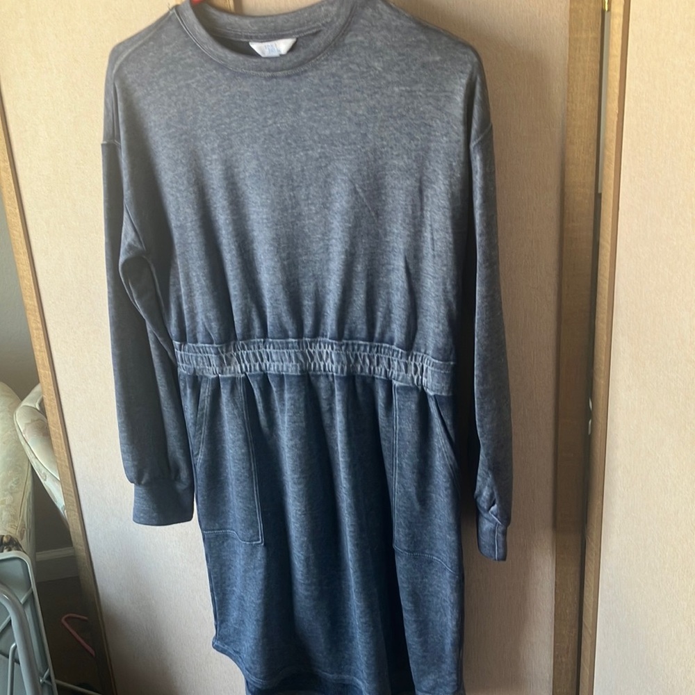 FINAL MARKDOWN Time and Tru French terry acid washed dress small